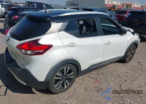 2018 Nissan Kicks Sr z USA, uszkodzony, nr VIN 3N1CP5CUXJL528351